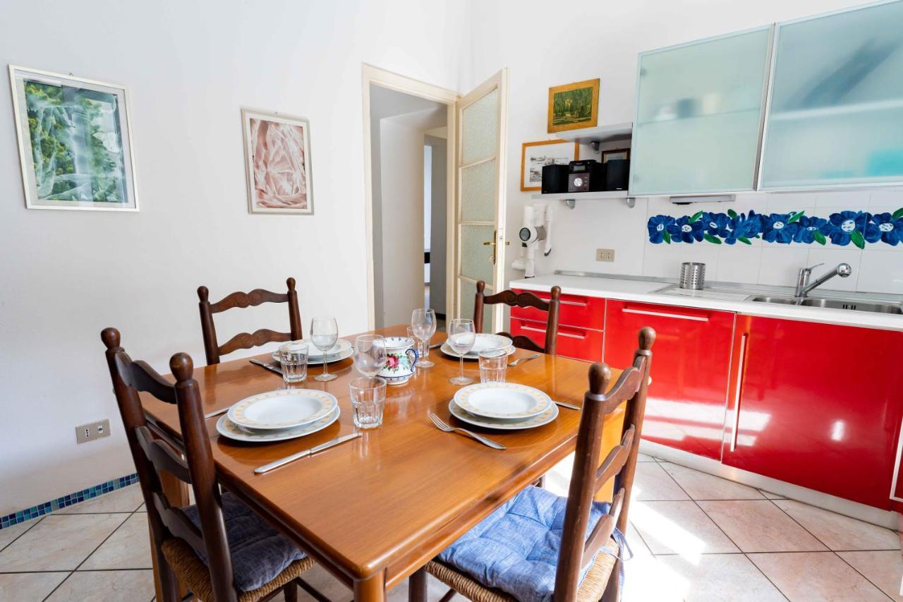 The Secret Terrace - Apartment In The Historic Center Lesa Extérieur photo